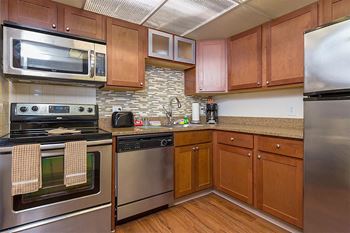 Stainless steel whirlpool appliances*